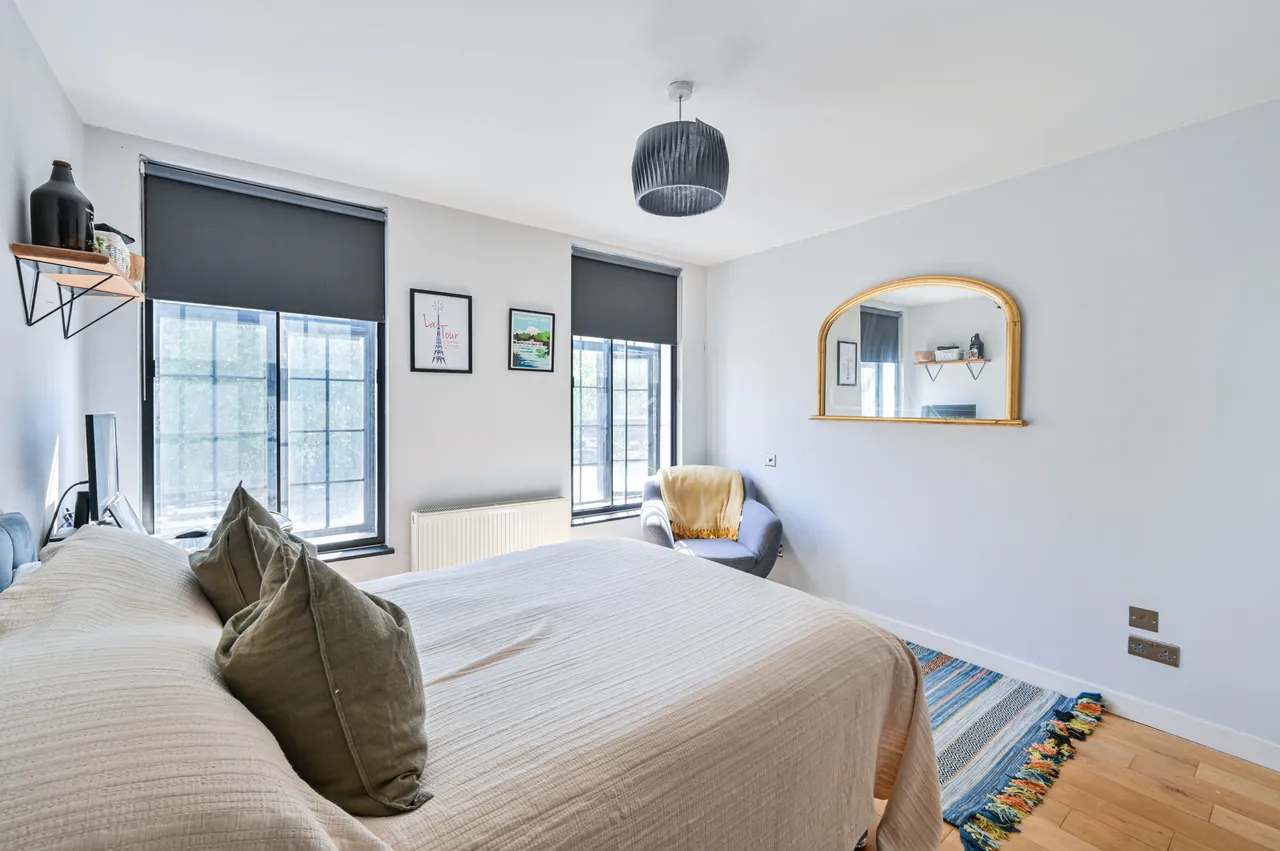 Flat 2, 400-402 Brixton Road, London, photo 7