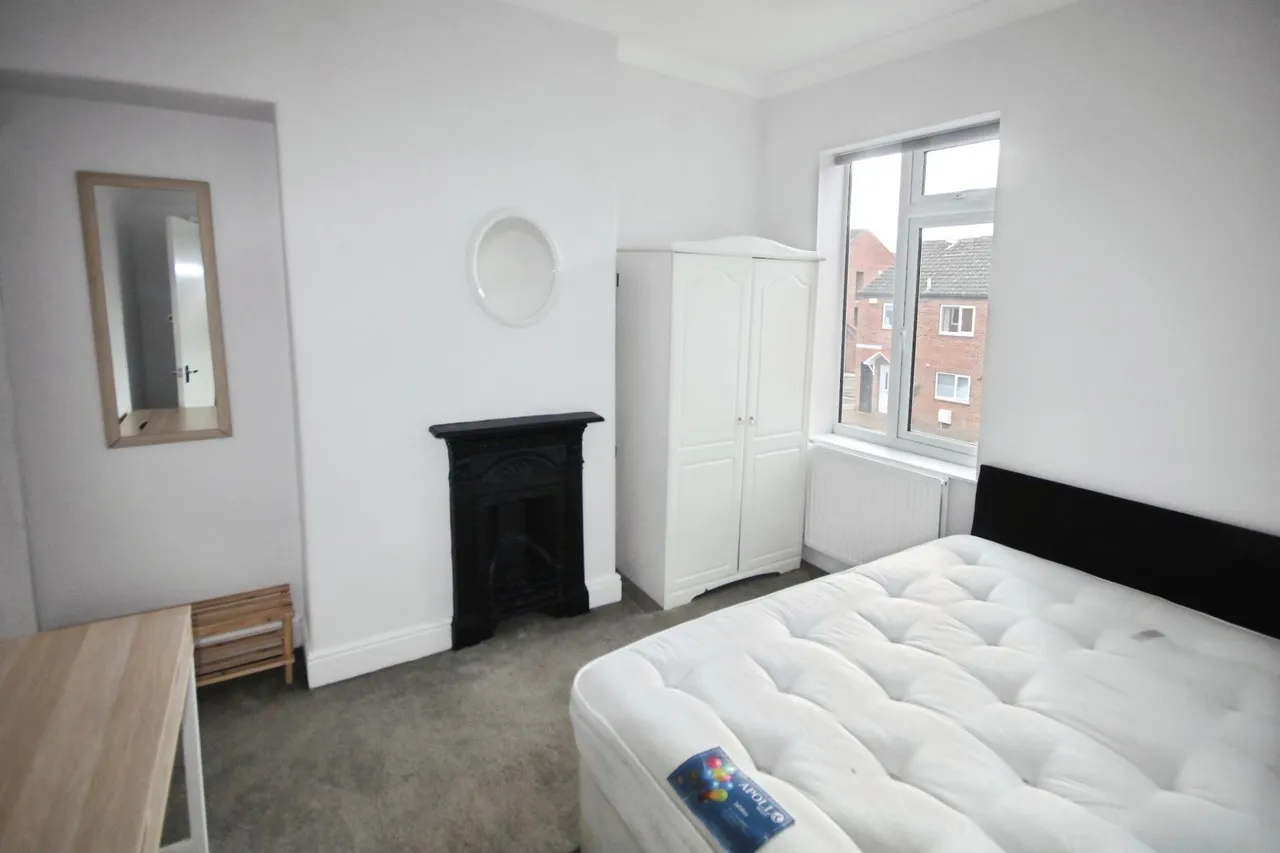 Rose Street, York, YO31, photo 7
