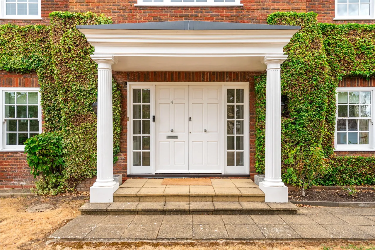 Hampden Court, Biddenham, MK40, photo 26