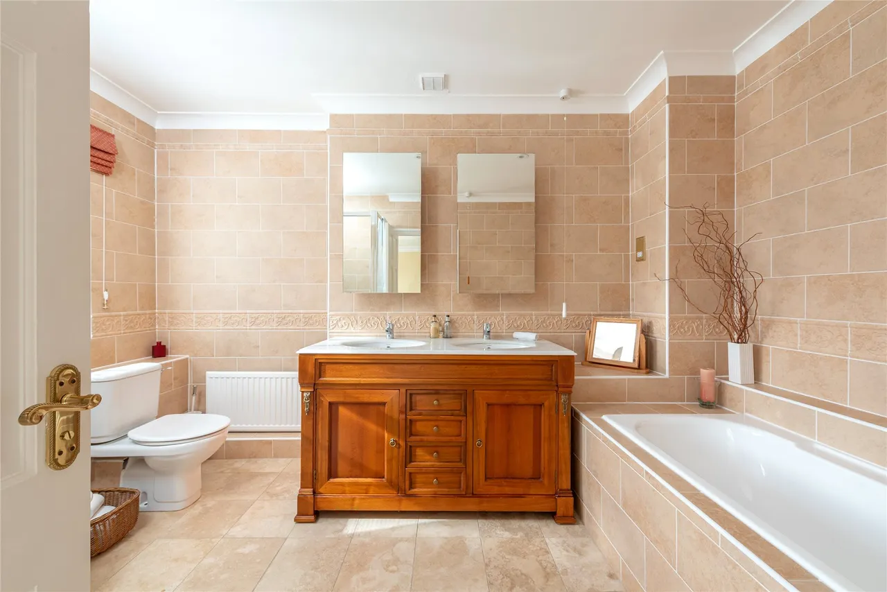 Hampden Court, Biddenham, MK40, photo 22