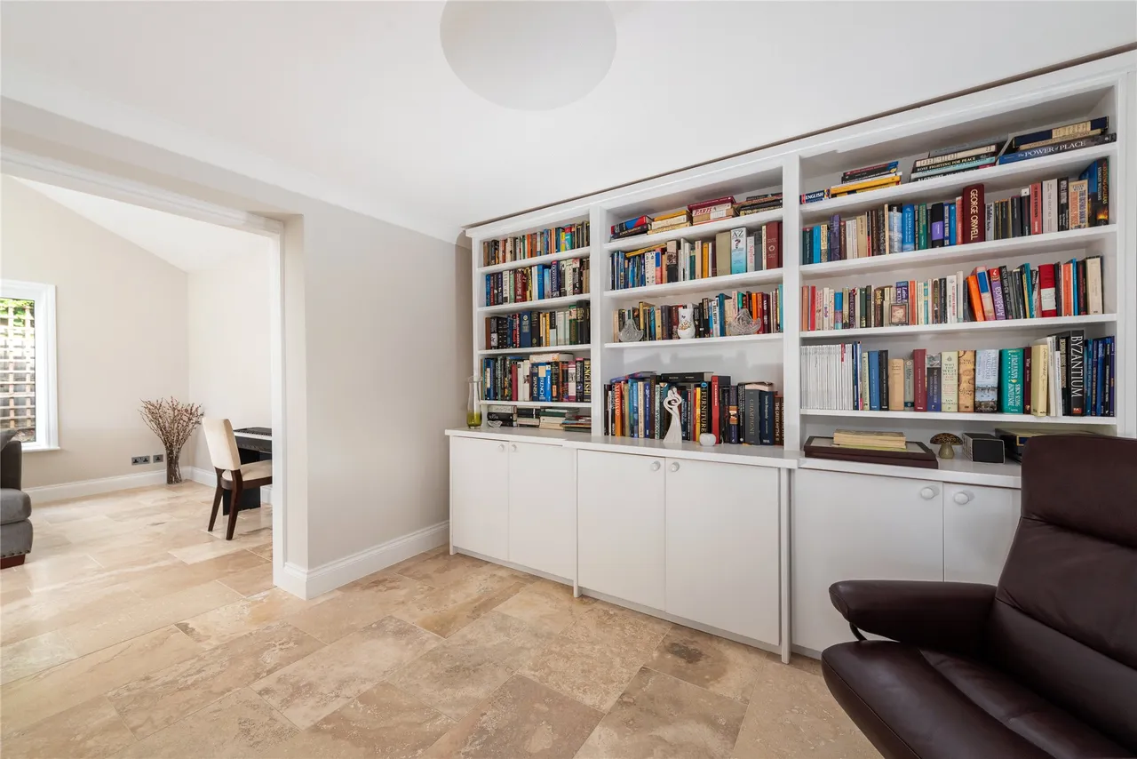 Hampden Court, Biddenham, MK40, photo 11
