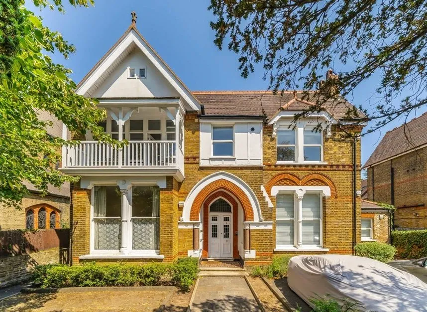 2 bed house for sale — North Common Road, Ealing, W5