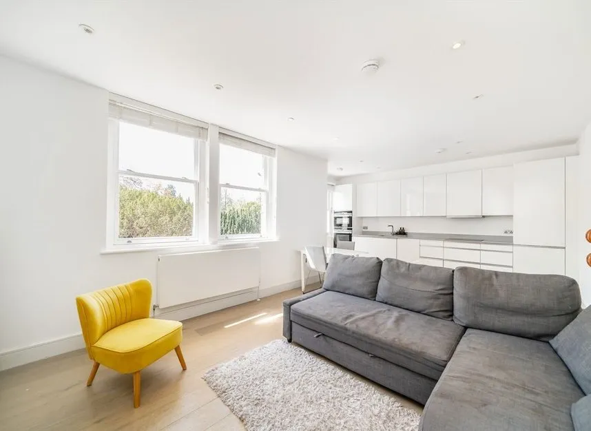 North Common Road, Ealing, W5, photo 2