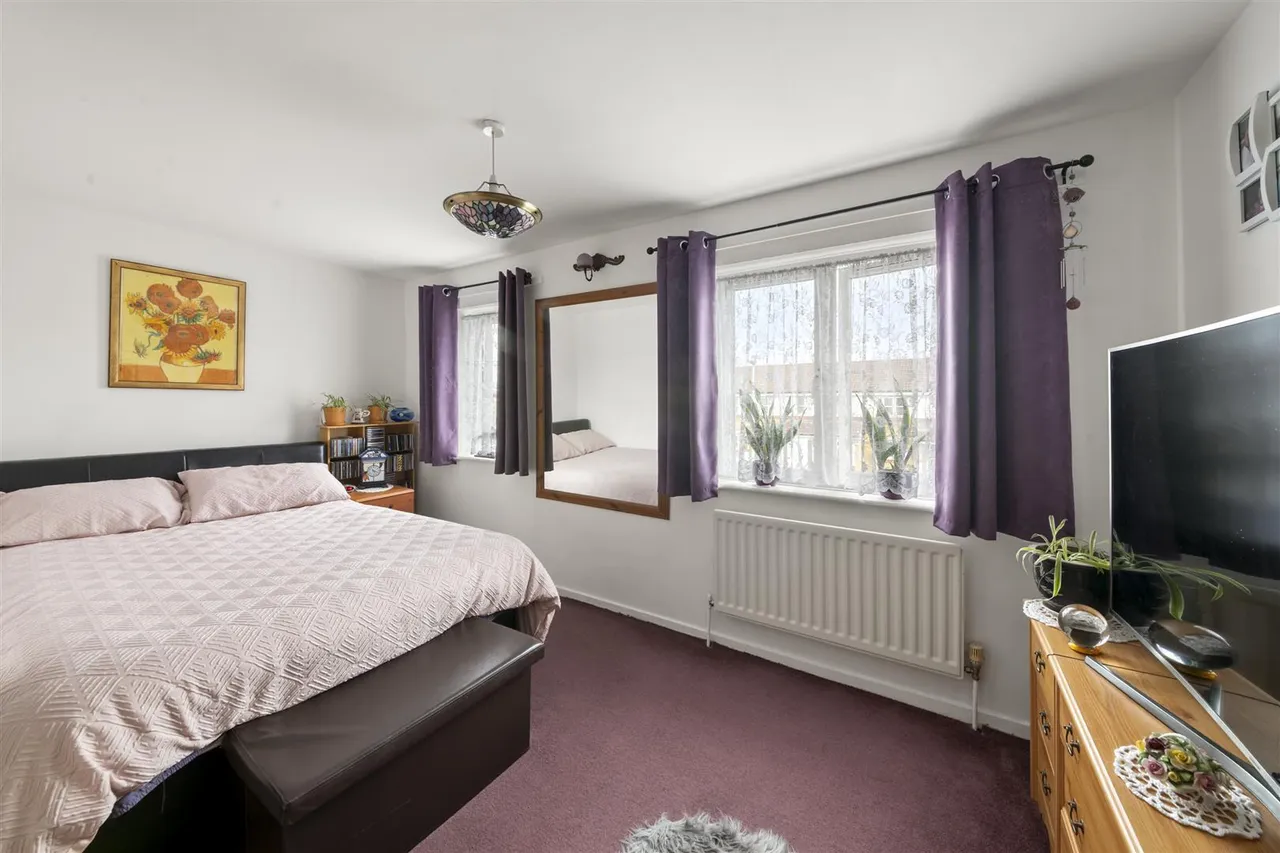 Tollgate Drive, Hayes, photo 9