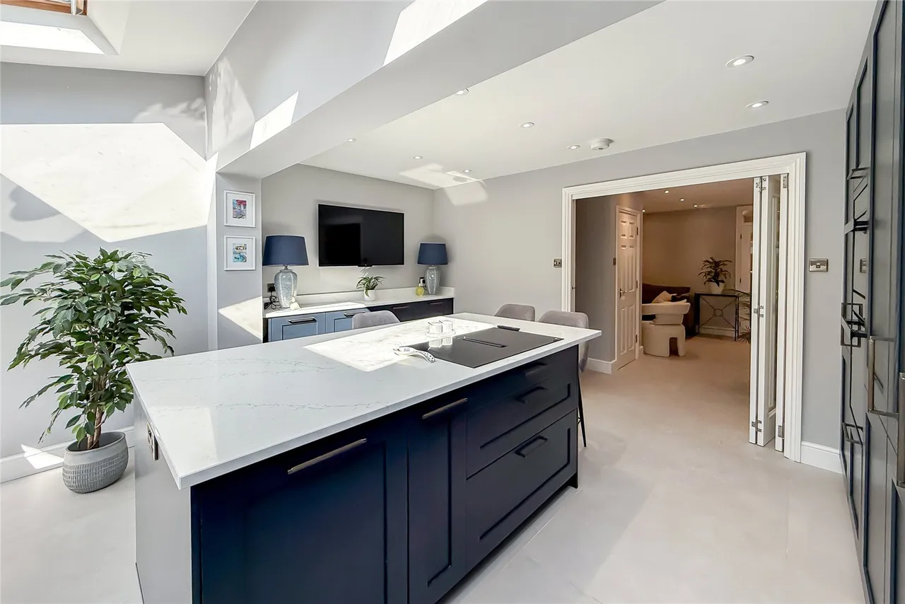Chime Square, St. Albans, Hertfordshire, AL3 5JZ, photo 16