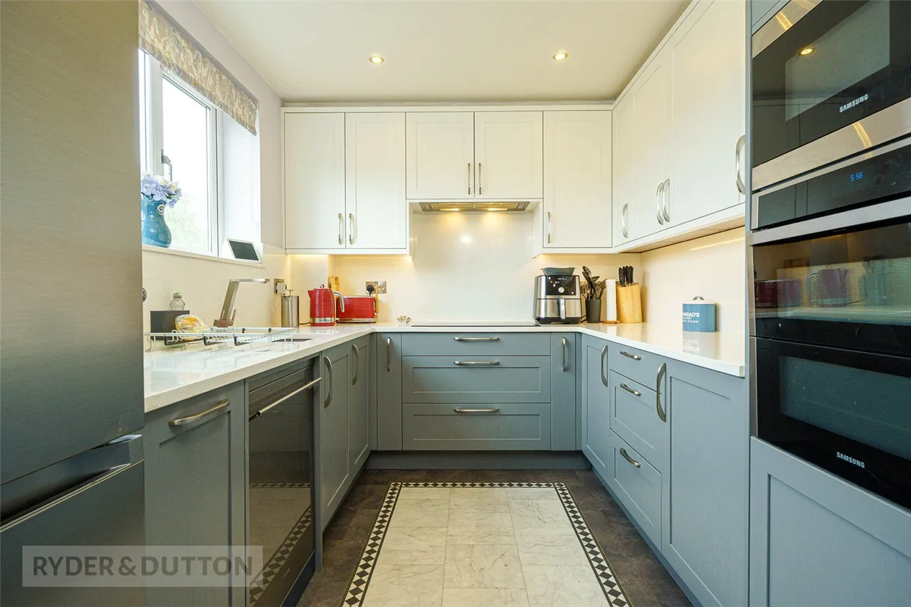 The Cutting, Brockholes, HD9, photo 2