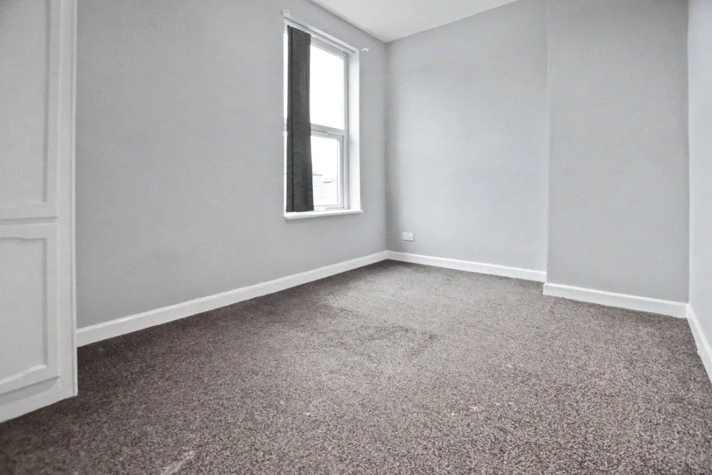 Roseneath Place, Leeds, LS12, photo 6