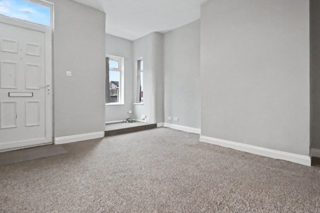 Roseneath Place, Leeds, LS12, photo 2