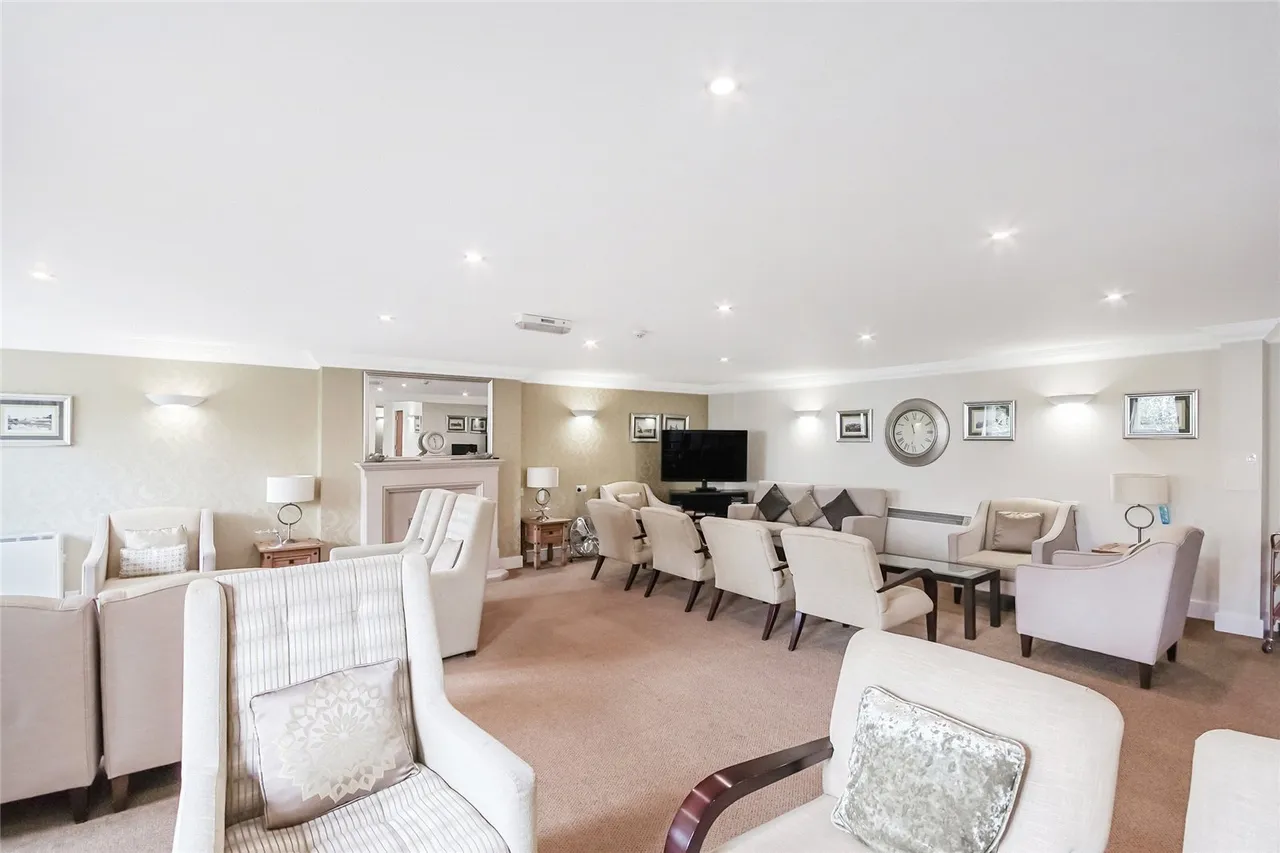 Lauder Court, Staneacre Park, ML3, photo 17