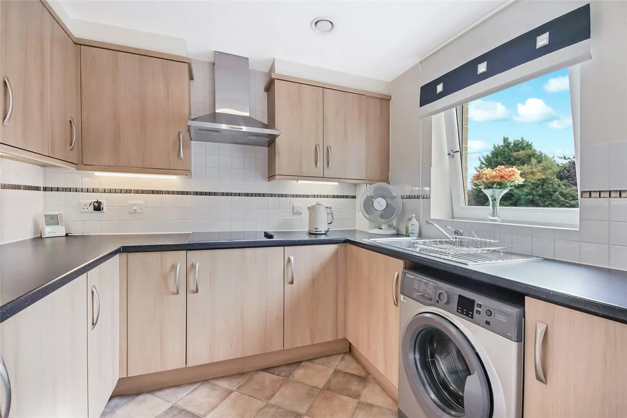 Lauder Court, Staneacre Park, ML3, photo 6