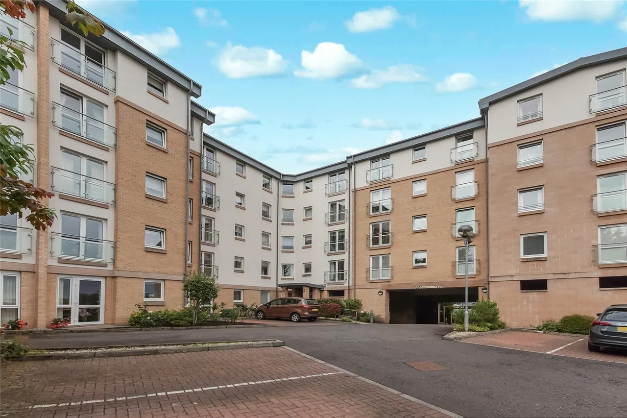 Lauder Court, Staneacre Park, ML3, photo 22