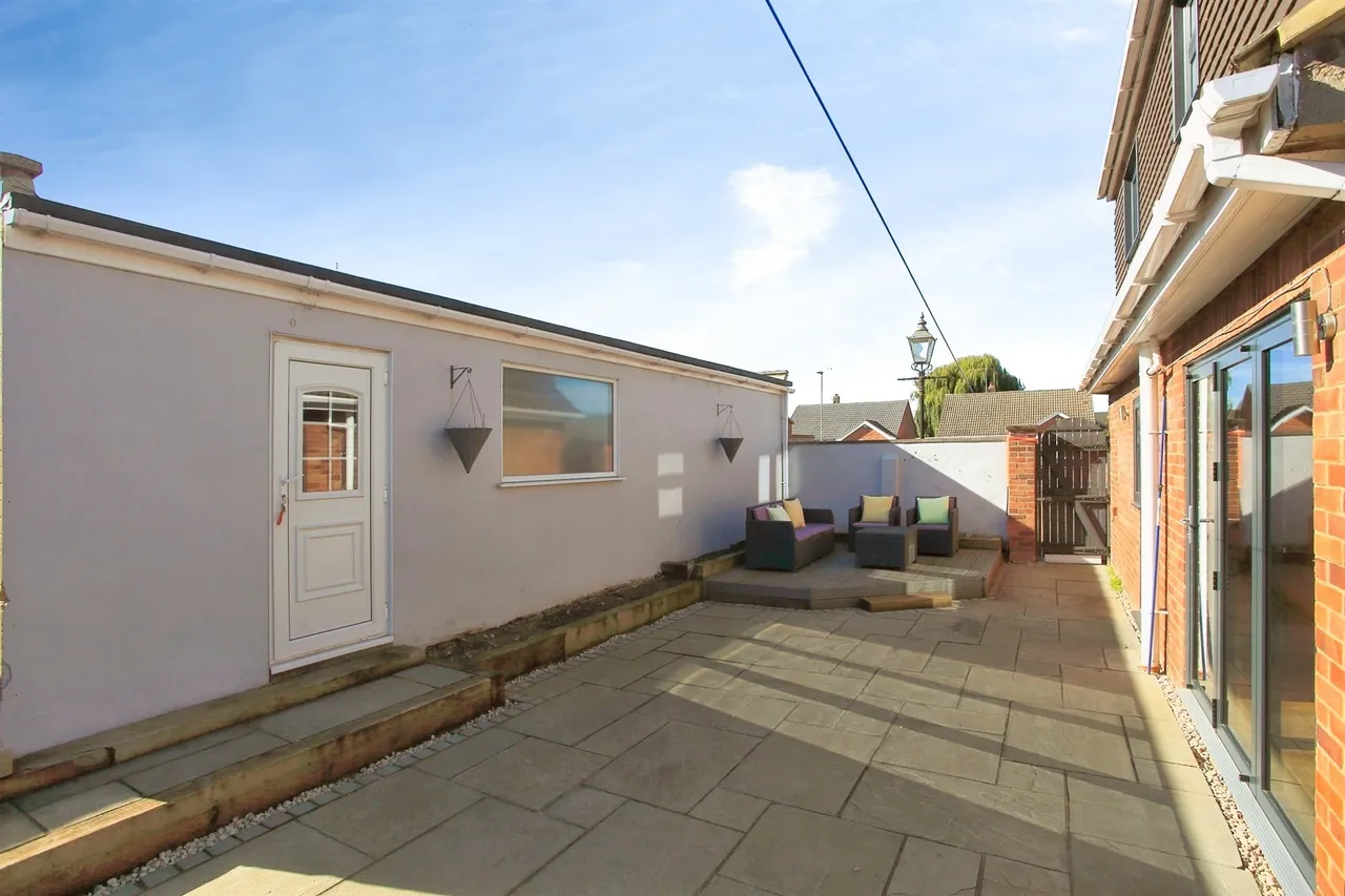 Ullswater Avenue, Peterborough, PE4, photo 16