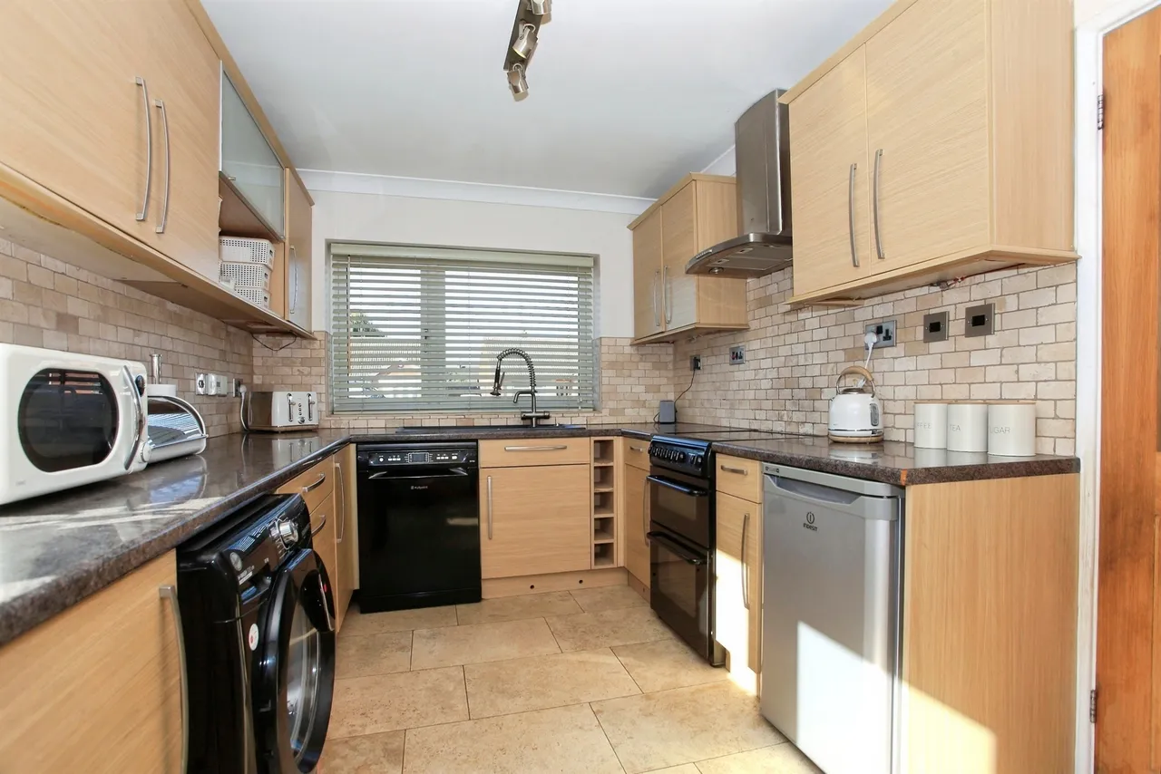 Ullswater Avenue, Peterborough, PE4, photo 4