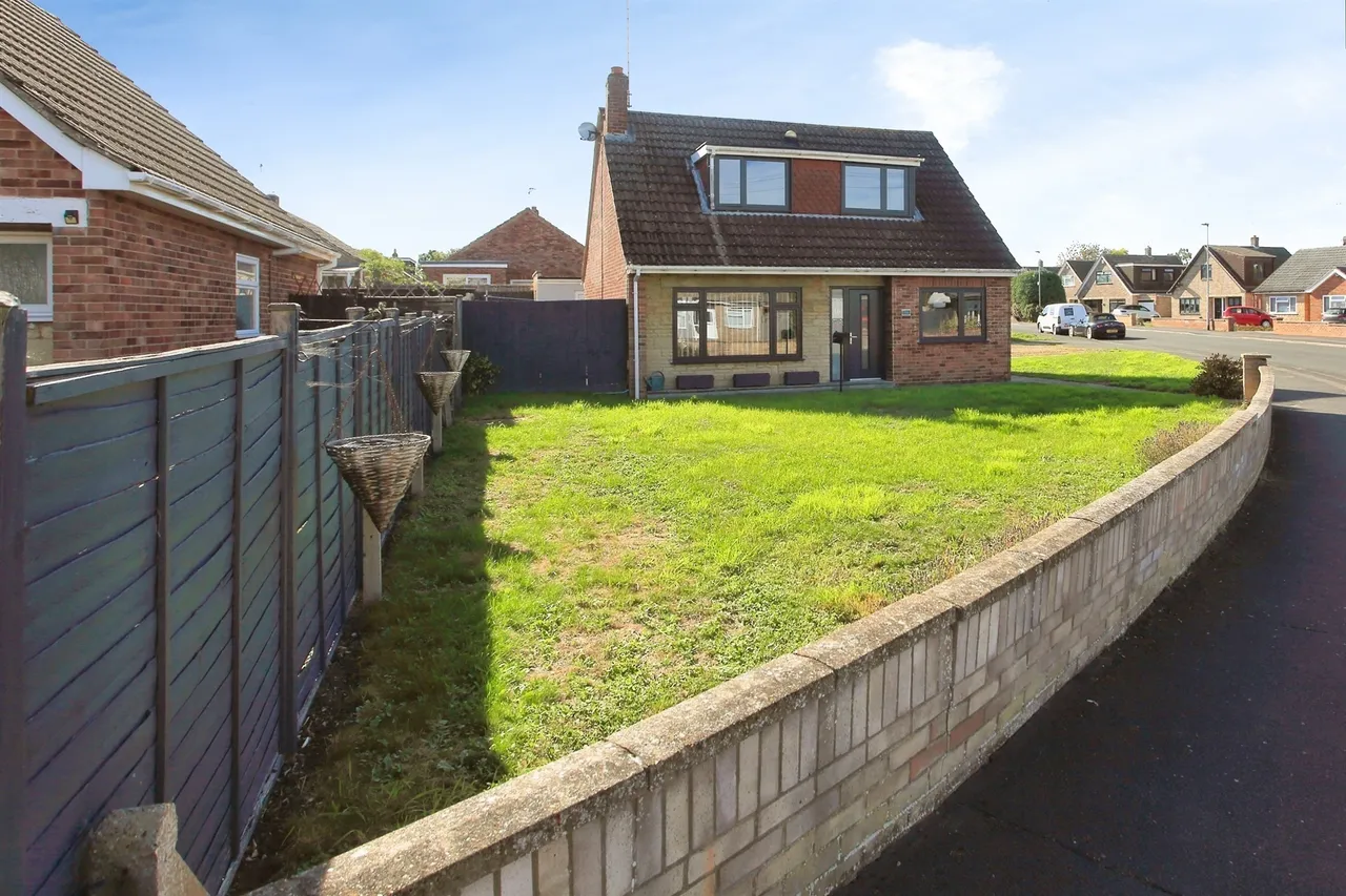 Ullswater Avenue, Peterborough, PE4, photo 17
