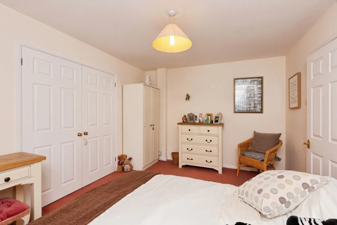 Yockley Close, Camberley, GU15, photo 11