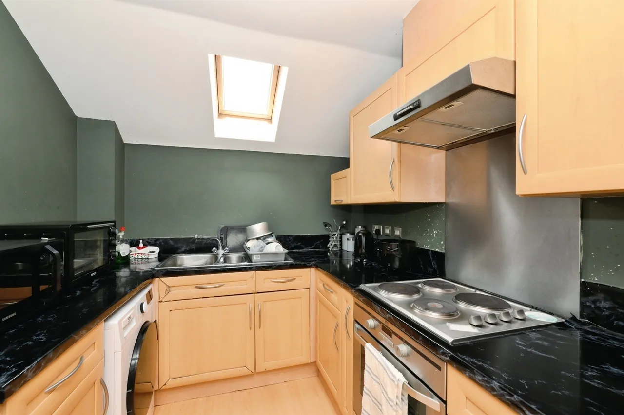 Winnipeg Way, Broxbourne, photo 5