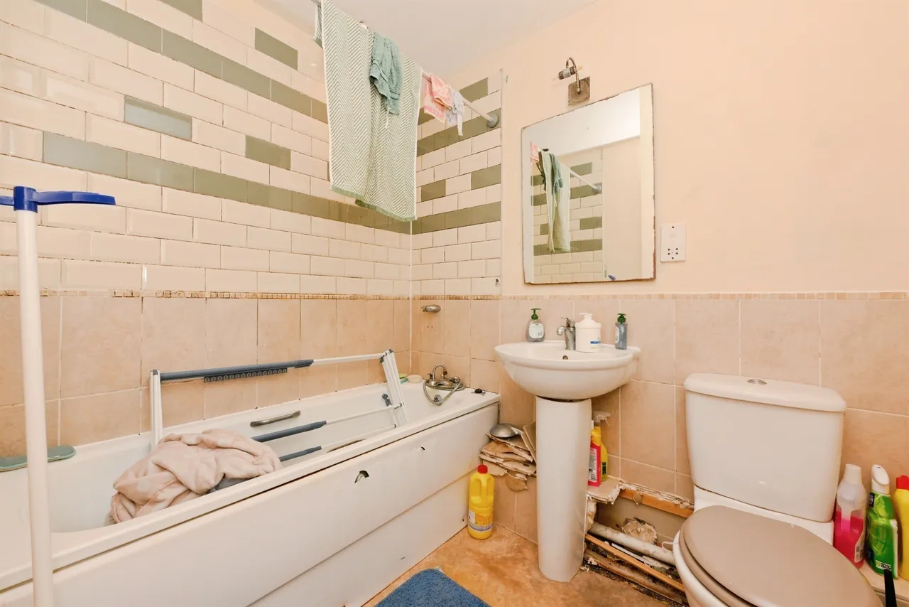 Winnipeg Way, Broxbourne, photo 11