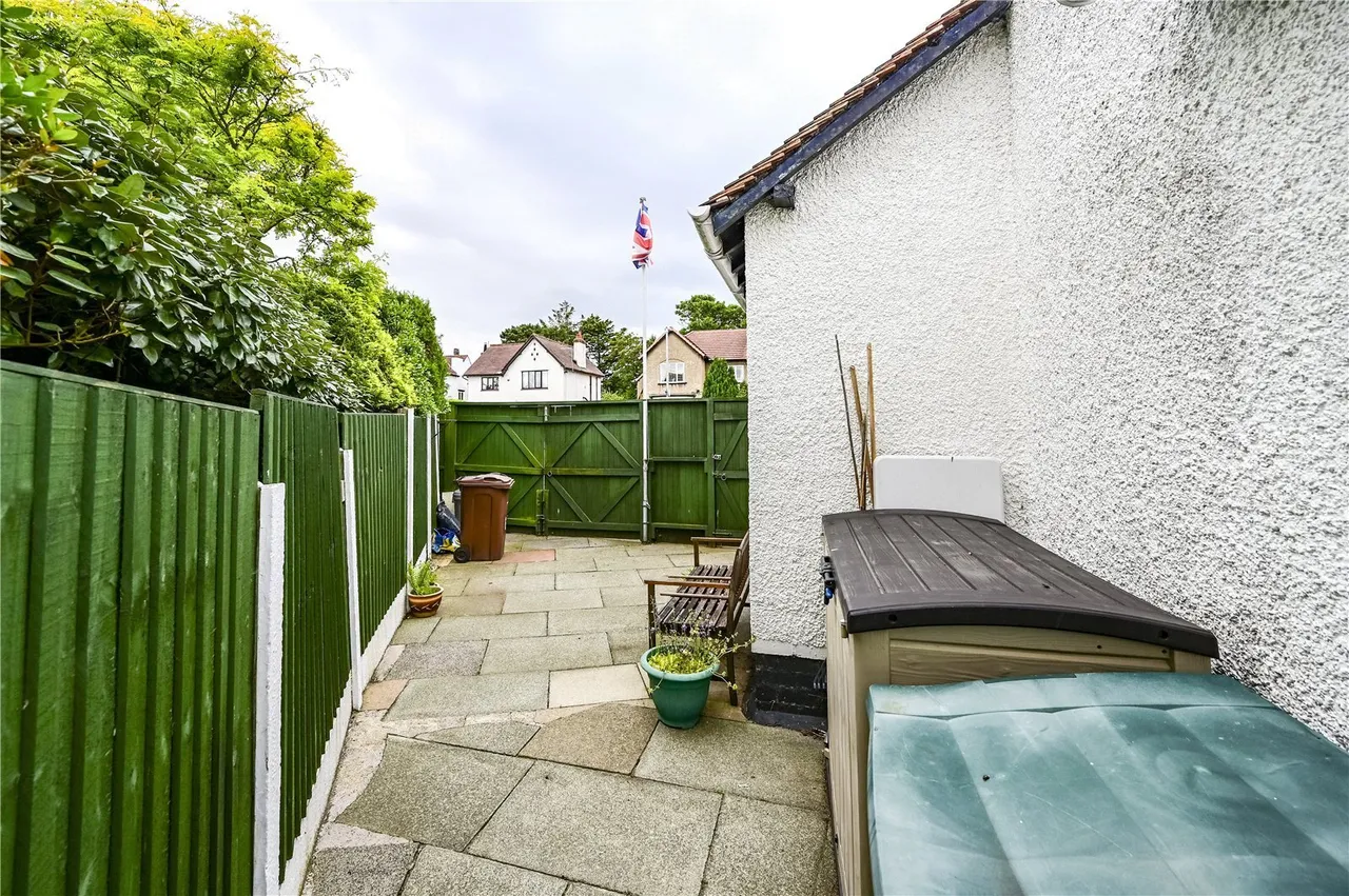 Hatfield Road, Southport, PR8, photo 15