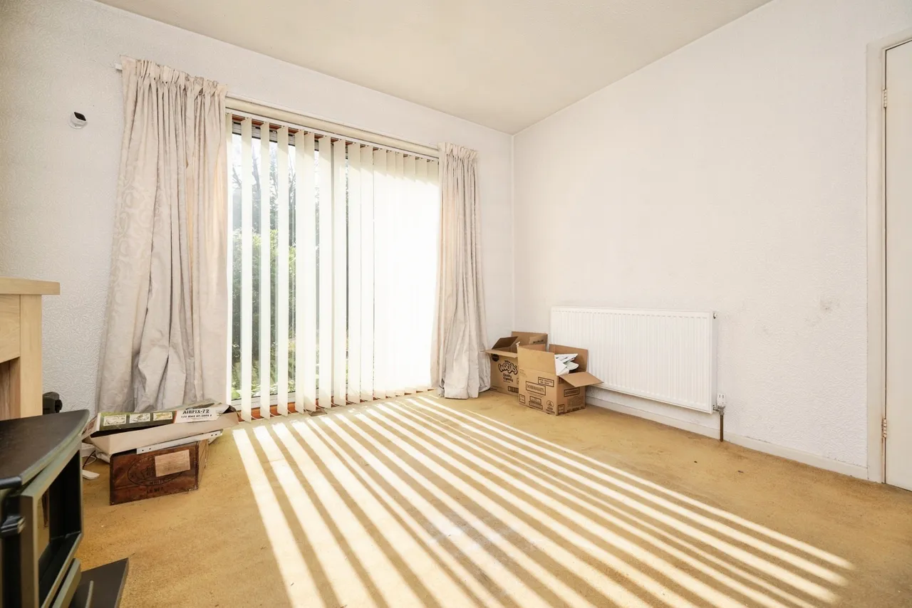 Fairbourne Avenue, Rowley Regis, B65, photo 17