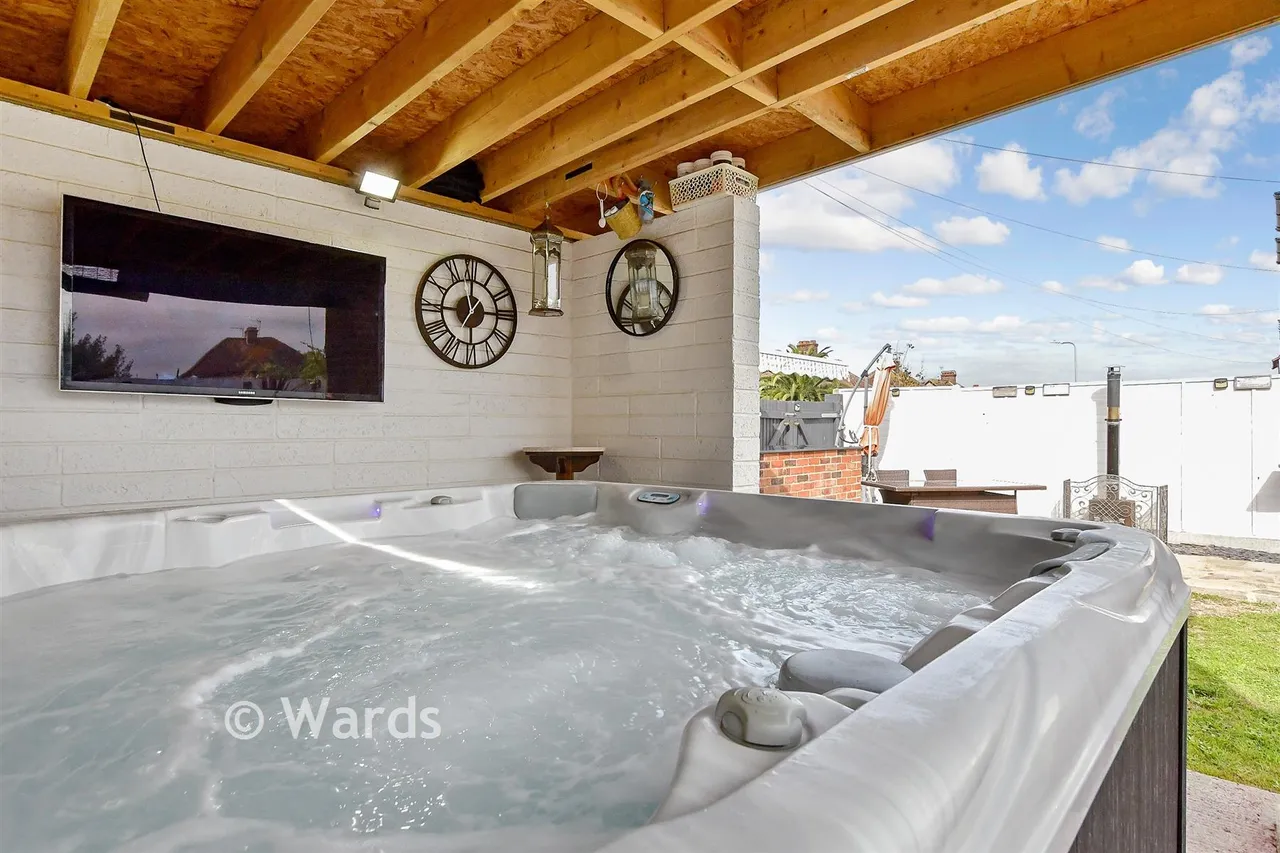 Garrard Avenue, Margate, CT9, photo 15