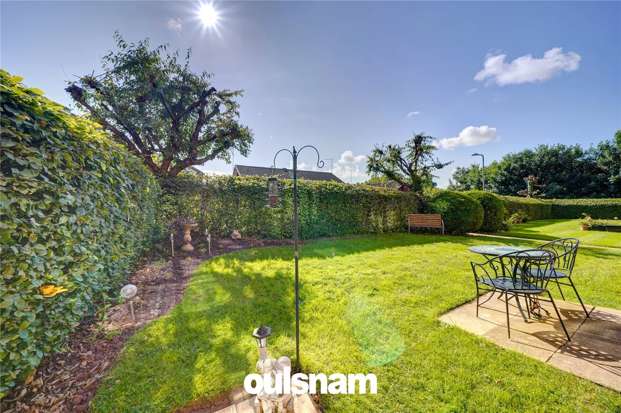 Kingfisher Court, Woodfield Road, Droitwich, Worcestershire, WR9 8UU, photo 13