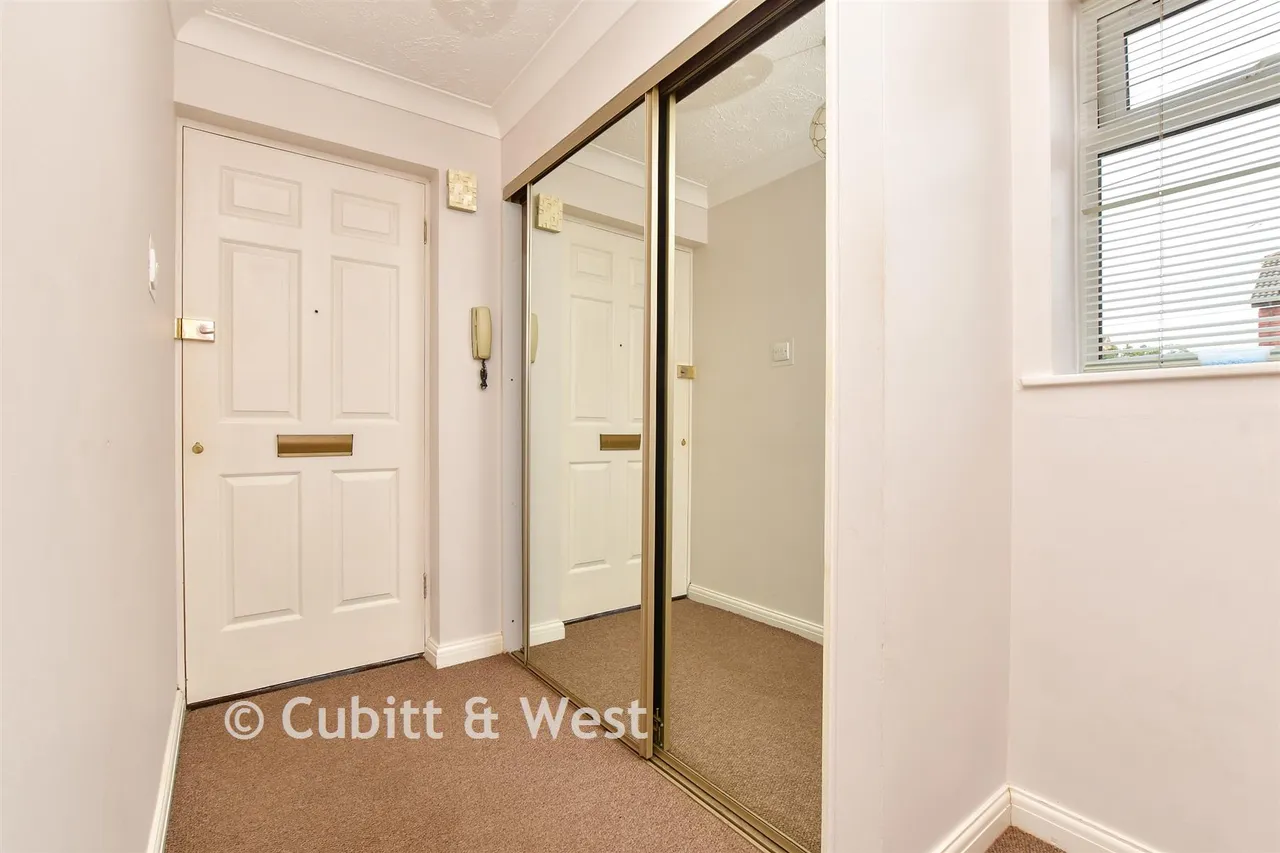 Kirk Rise, Sutton, SM1, photo 13