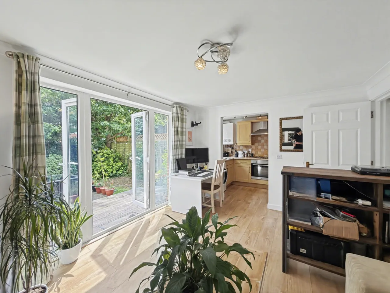 2 bed flat for sale, Alder Road, Poole, BH12