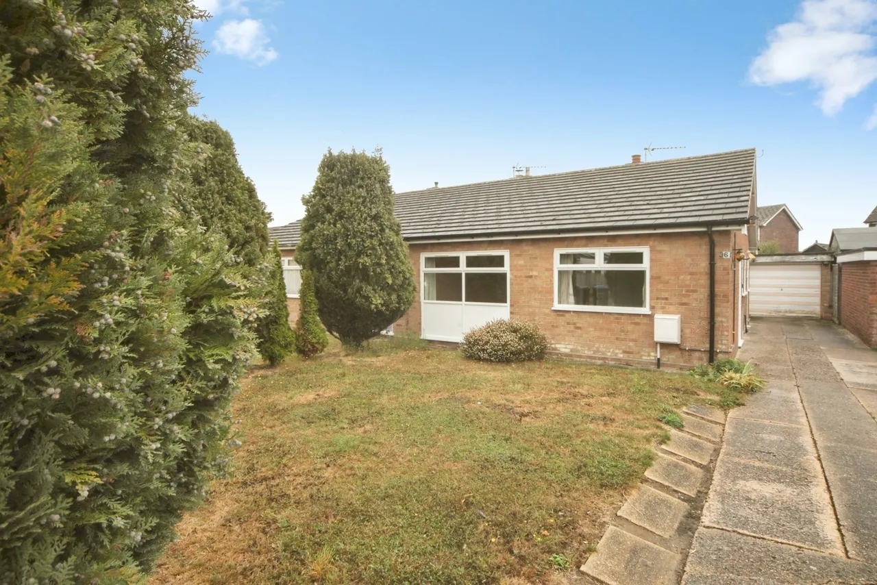 Chestnut Close, Stowupland, Stowmarket, Suffolk, IP14, photo 15