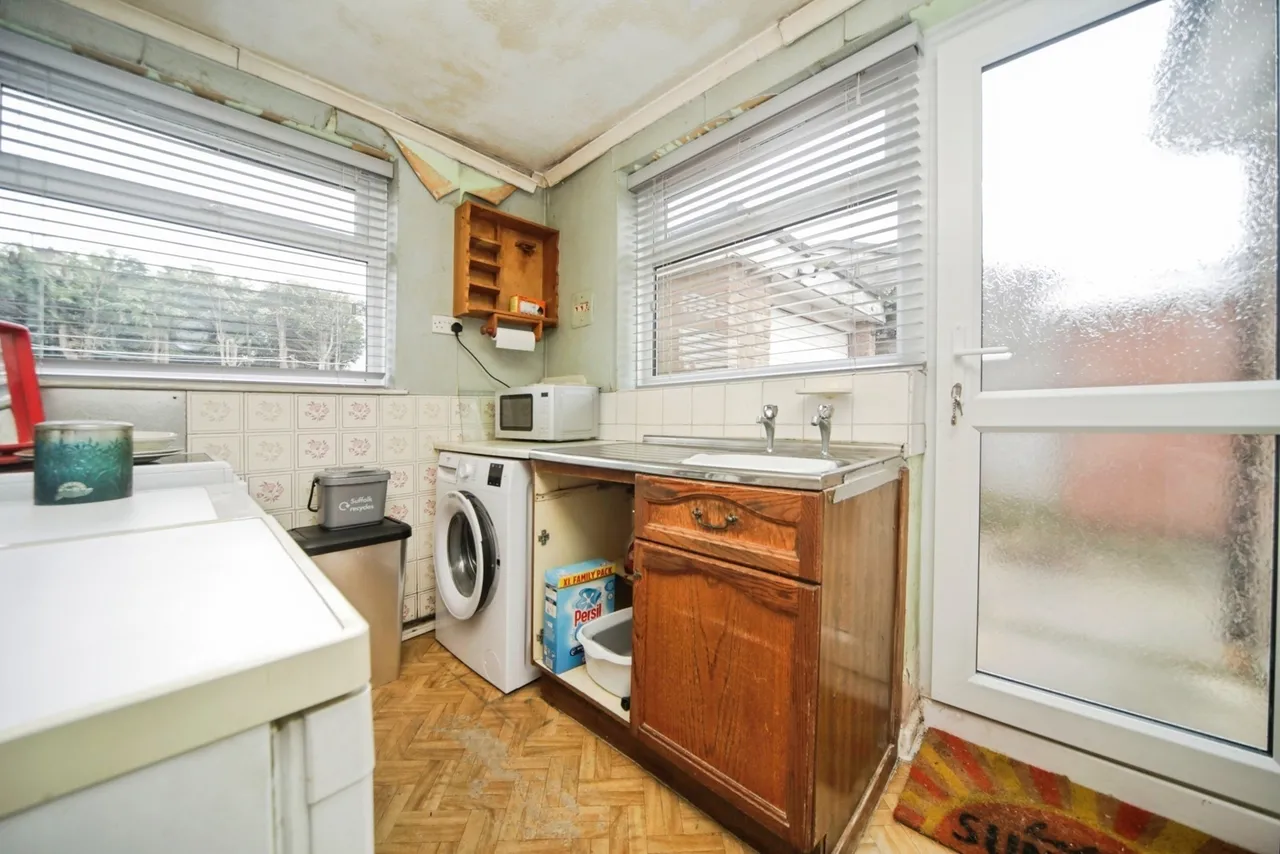 Chestnut Close, Stowupland, Stowmarket, Suffolk, IP14, photo 14
