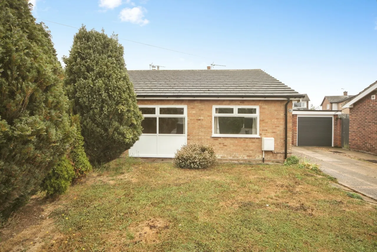 Chestnut Close, Stowupland, Stowmarket, Suffolk, IP14, photo 16