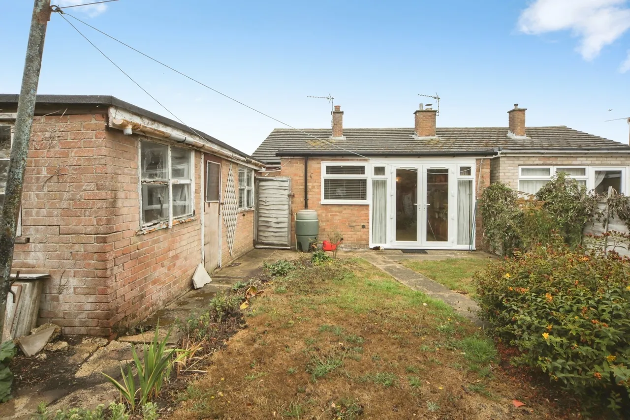 Chestnut Close, Stowupland, Stowmarket, Suffolk, IP14, photo 18