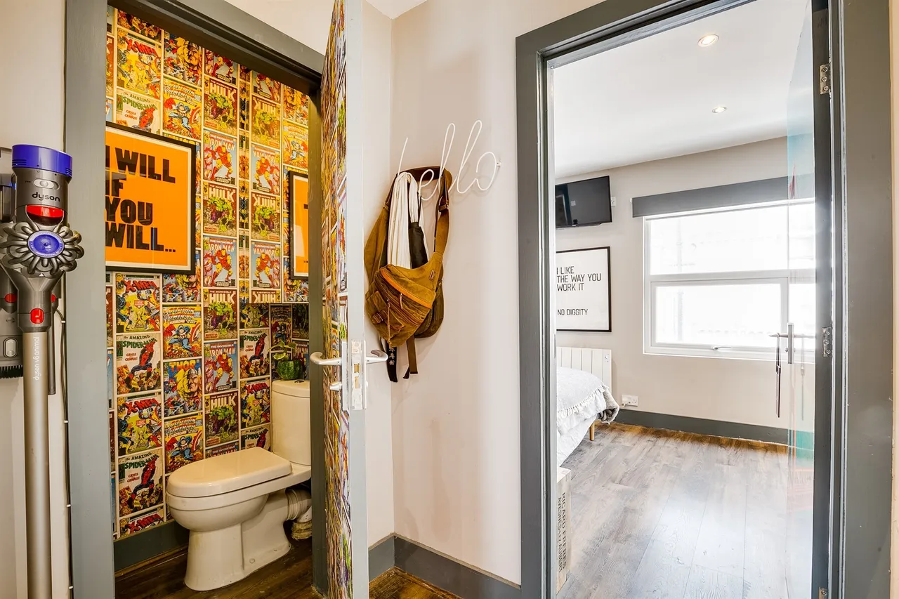 Kenway Road, London, photo 12