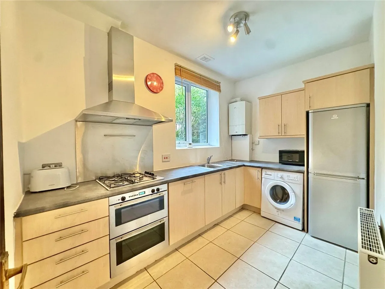 Scarborough Road, London, N4, photo 4