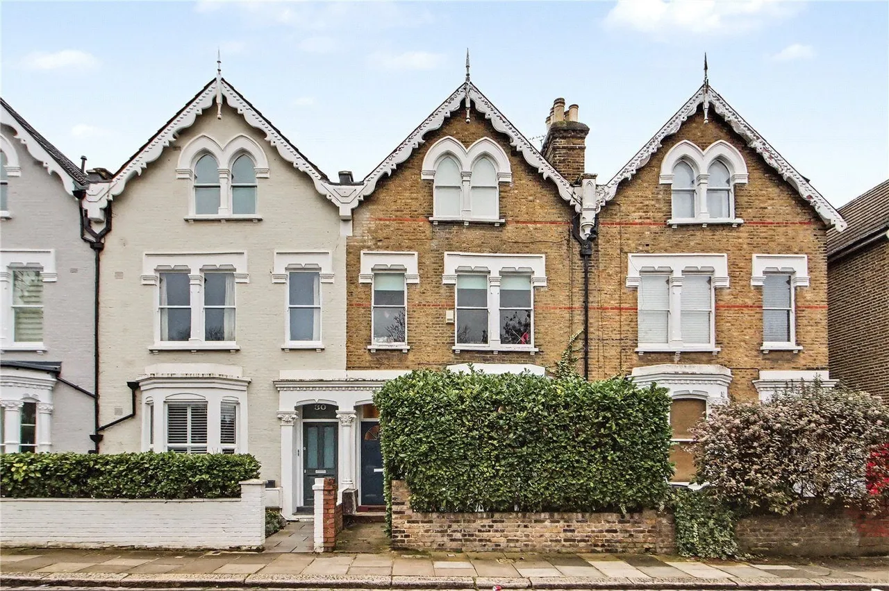 2 bed flat to rent, Scarborough Road, London, N4