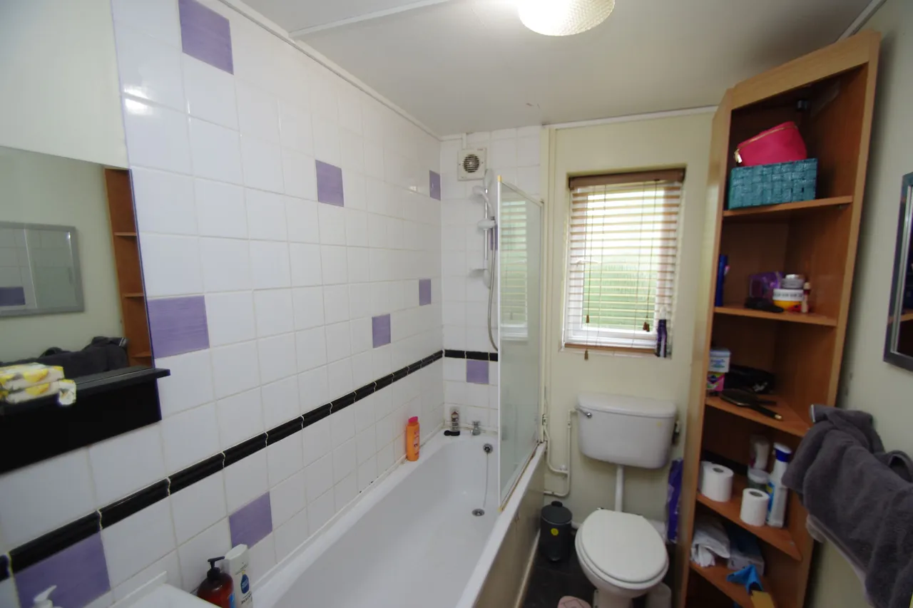 2 Thanet House, Explorer Drive, Watford, photo 5