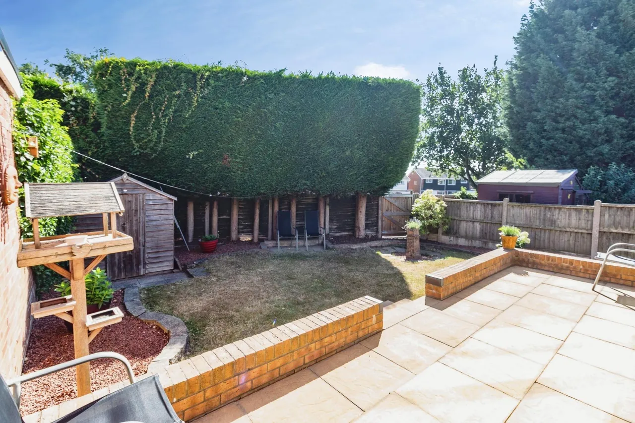 Tudor Close, Stone, ST15, photo 2