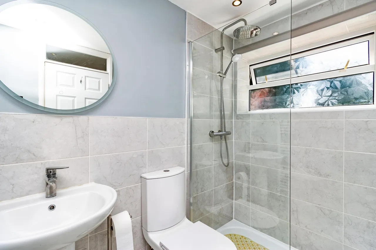 Tudor Close, Stone, ST15, photo 10