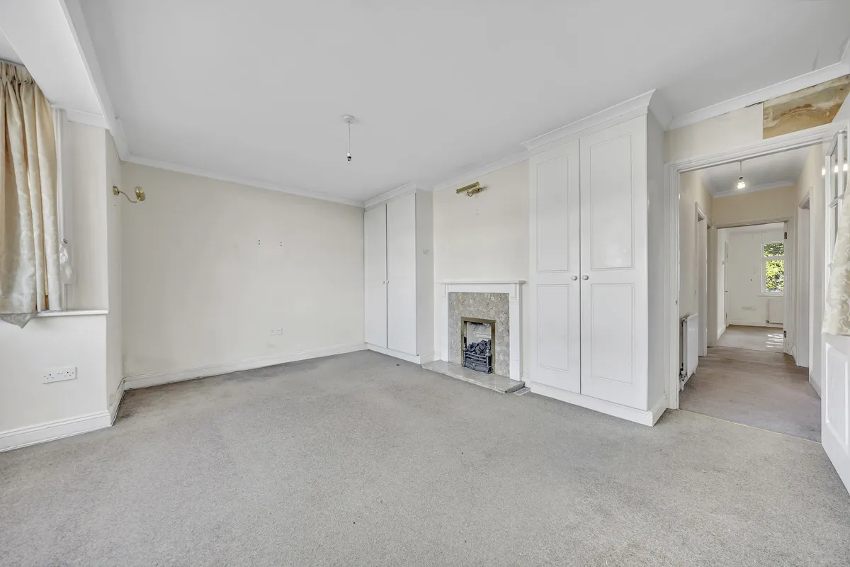 London Road, Romford, RM7, photo 2
