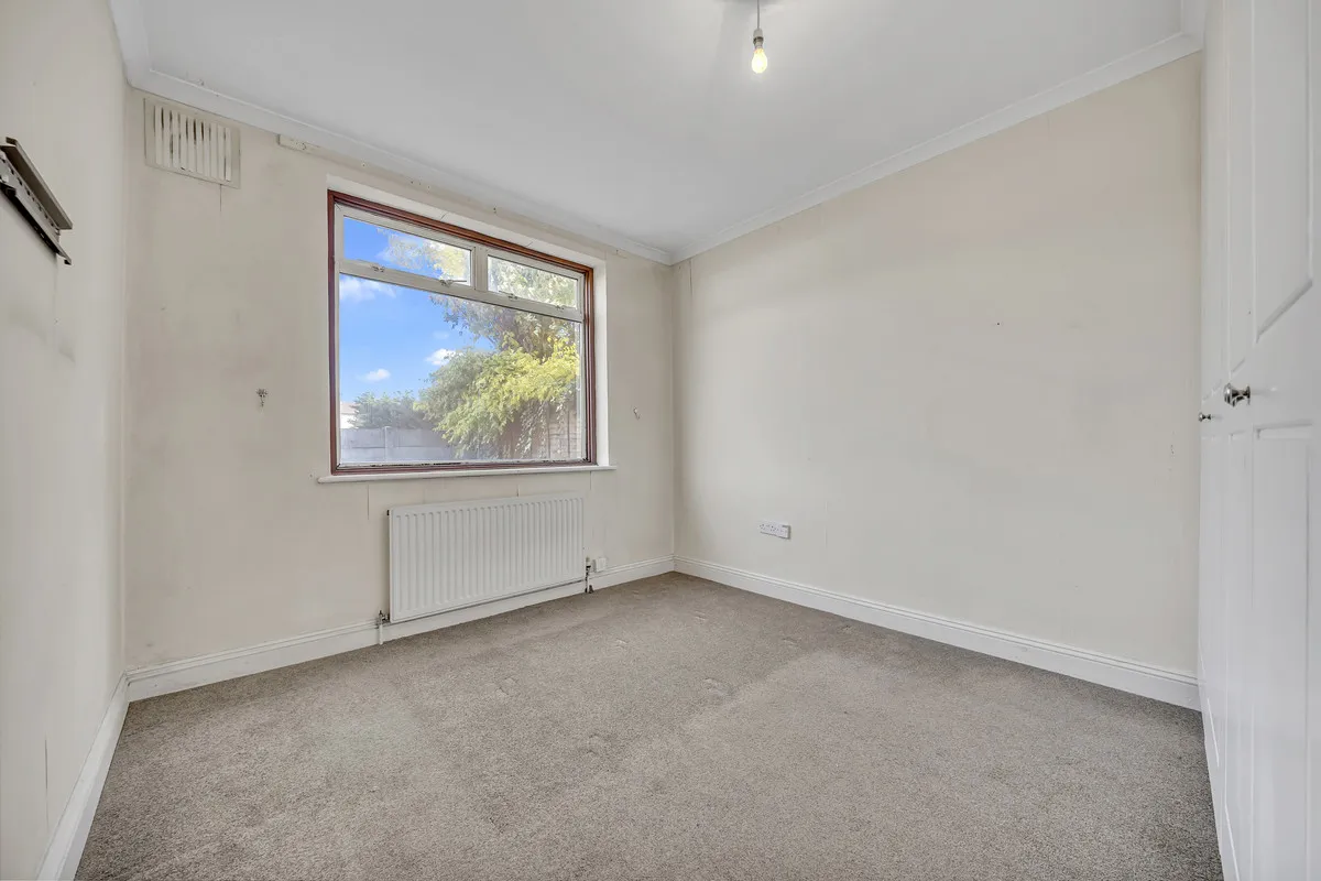 London Road, Romford, RM7, photo 13