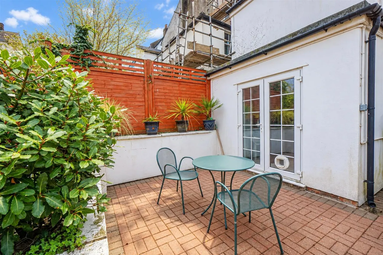 Whitefriars Road, Hastings, photo 13