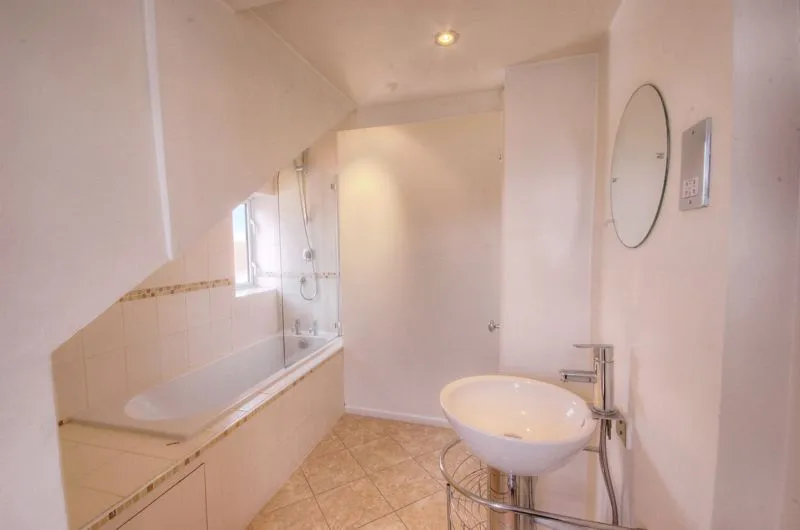 Newcastle Upon Tyne NE2 2RP, NE2, photo 9