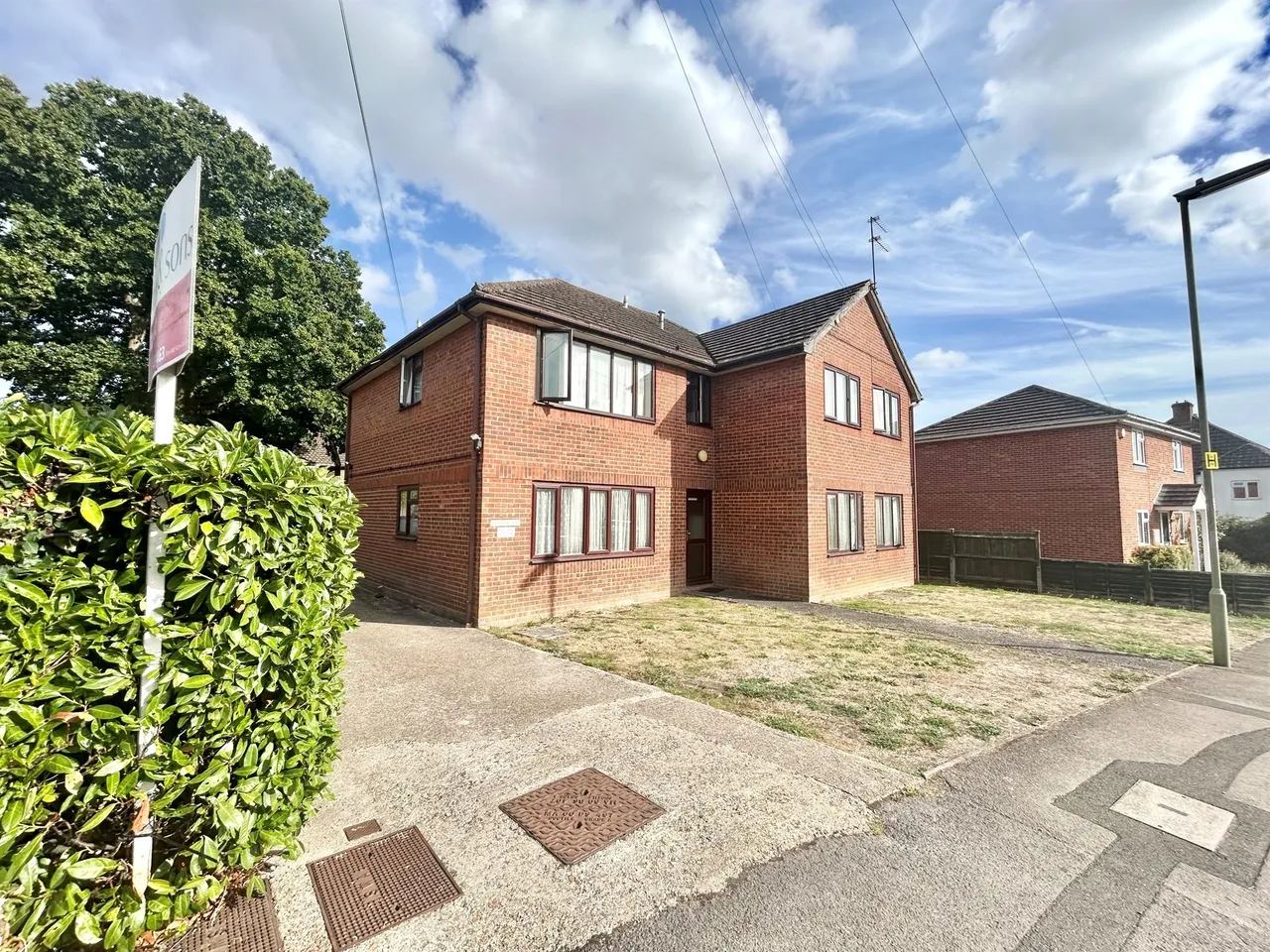 Sedgwick Road, Bishopstoke, Eastleigh, photo 2
