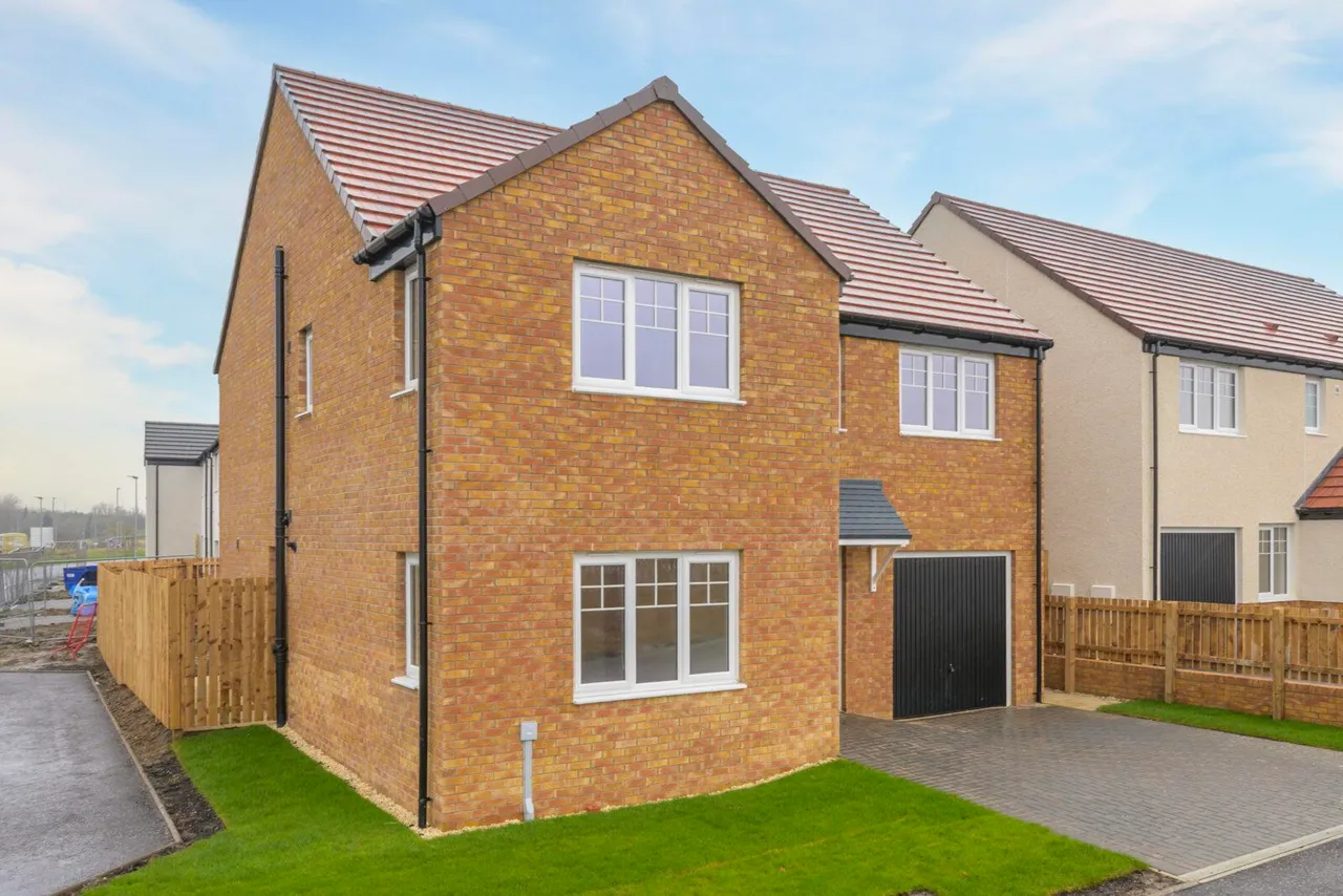 Daffodil Drive, Robroyston, G33 6PQ, photo 33