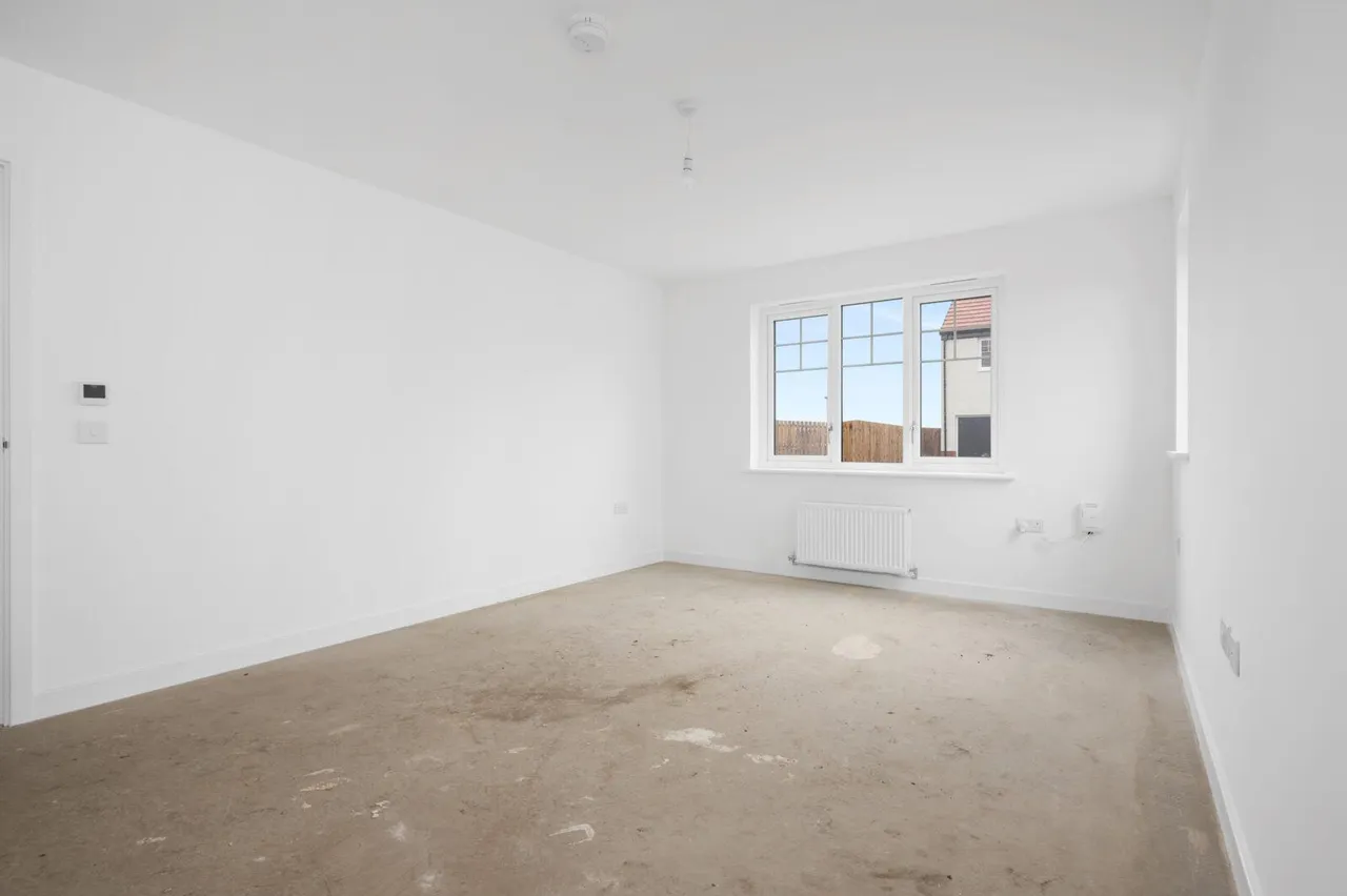 Daffodil Drive, Robroyston, G33 6PQ, photo 13
