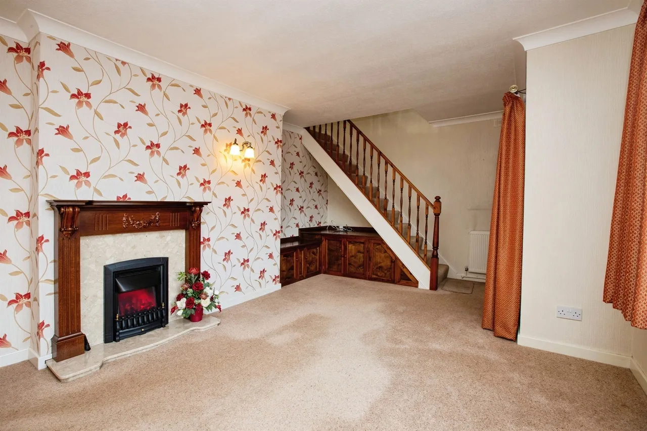 Charles Avenue, Eastwood, NG16, photo 3