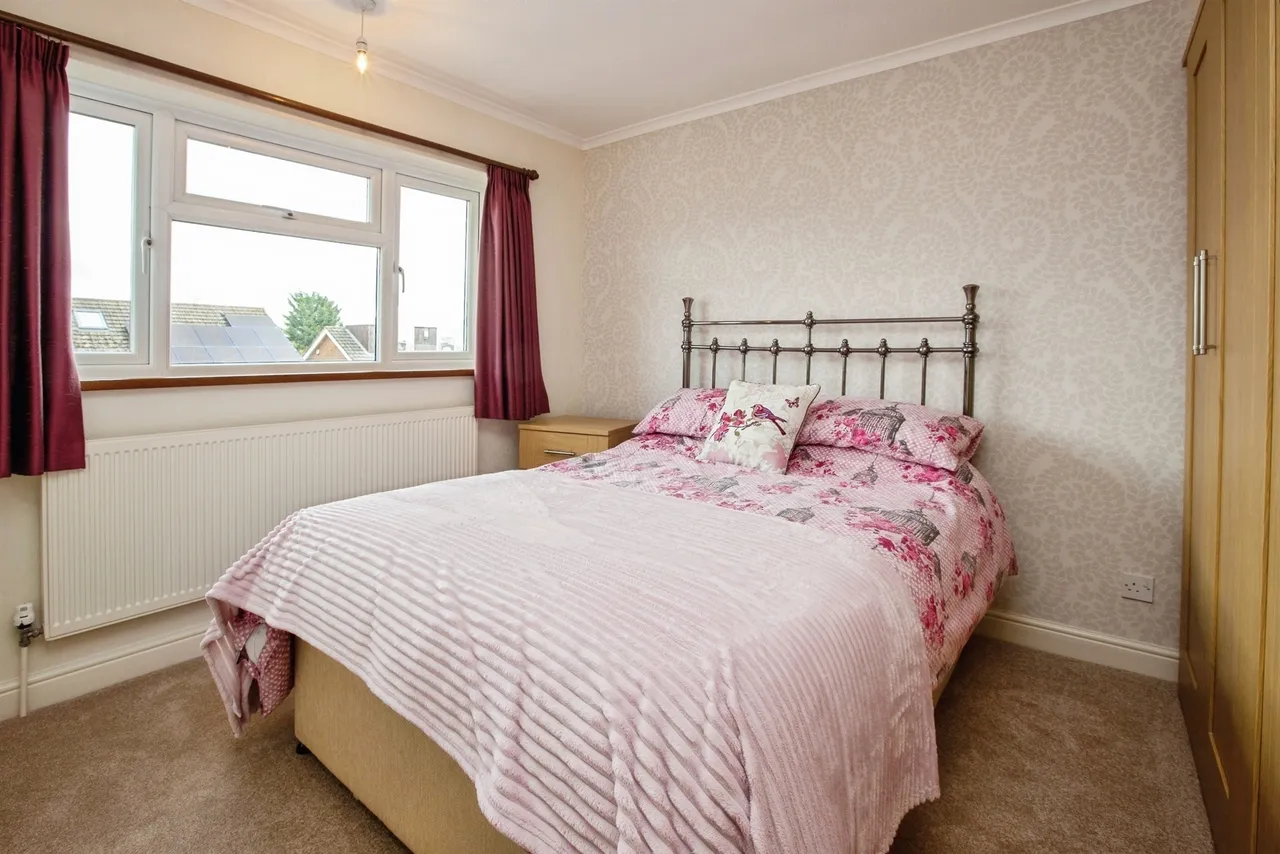 Charles Avenue, Eastwood, NG16, photo 11