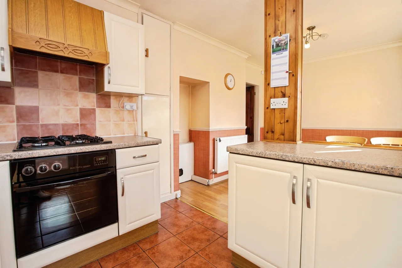 Charles Avenue, Eastwood, NG16, photo 7