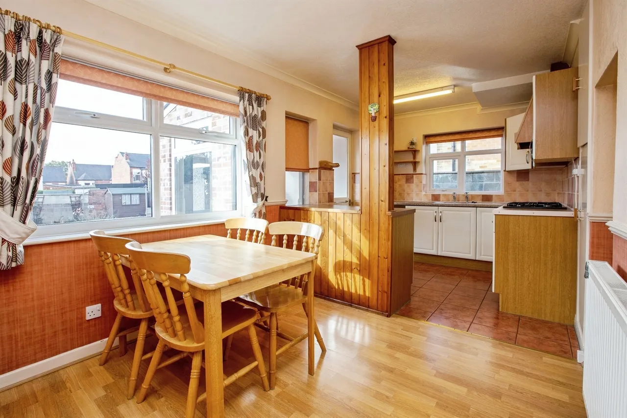 Charles Avenue, Eastwood, NG16, photo 8