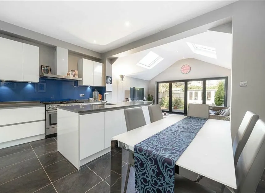 Atbara Road, Teddington, TW11, photo 3