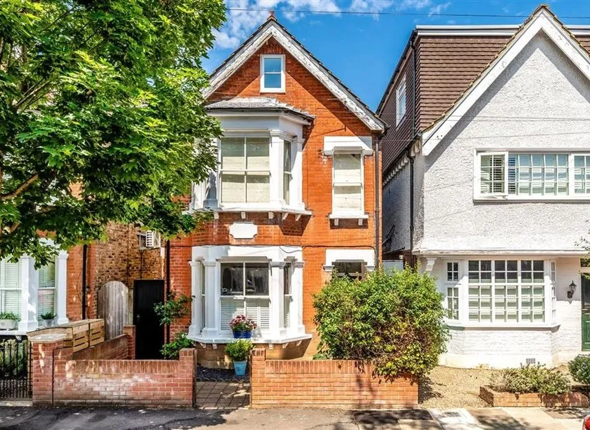 4 bed house for sale — Atbara Road, Teddington, TW11
